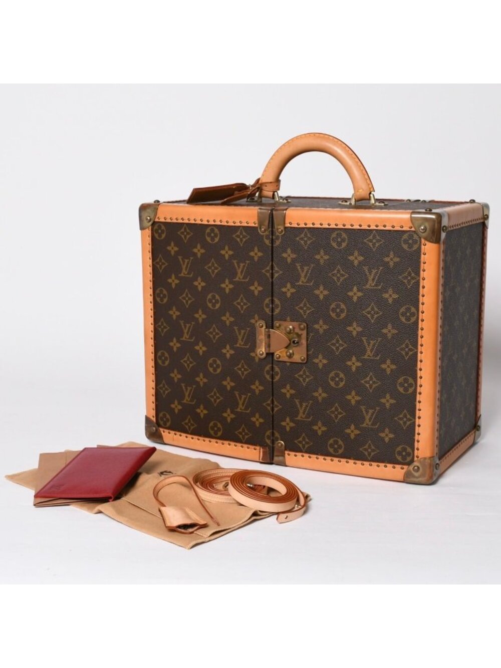 Louis Vuitton Sharon Stone Vanity Trunk Case Monogram Amf AR American Aids